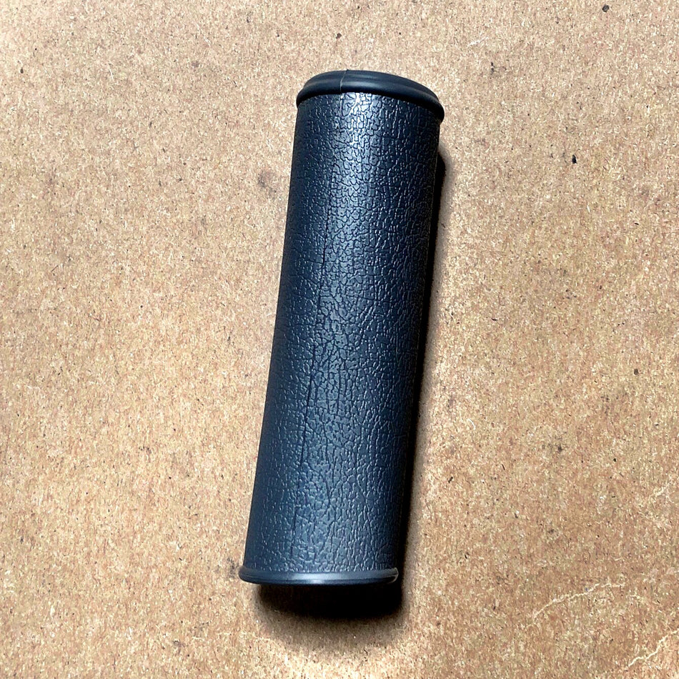 GRAY HANDLE GRIP FOR SANITAIRE VACUUMS