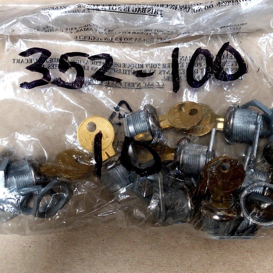 LOCK & KEY FOR BOBRICK B262 MULTIFOLD TOWEL DISPENSERS ( FORMERLY 352-10 )