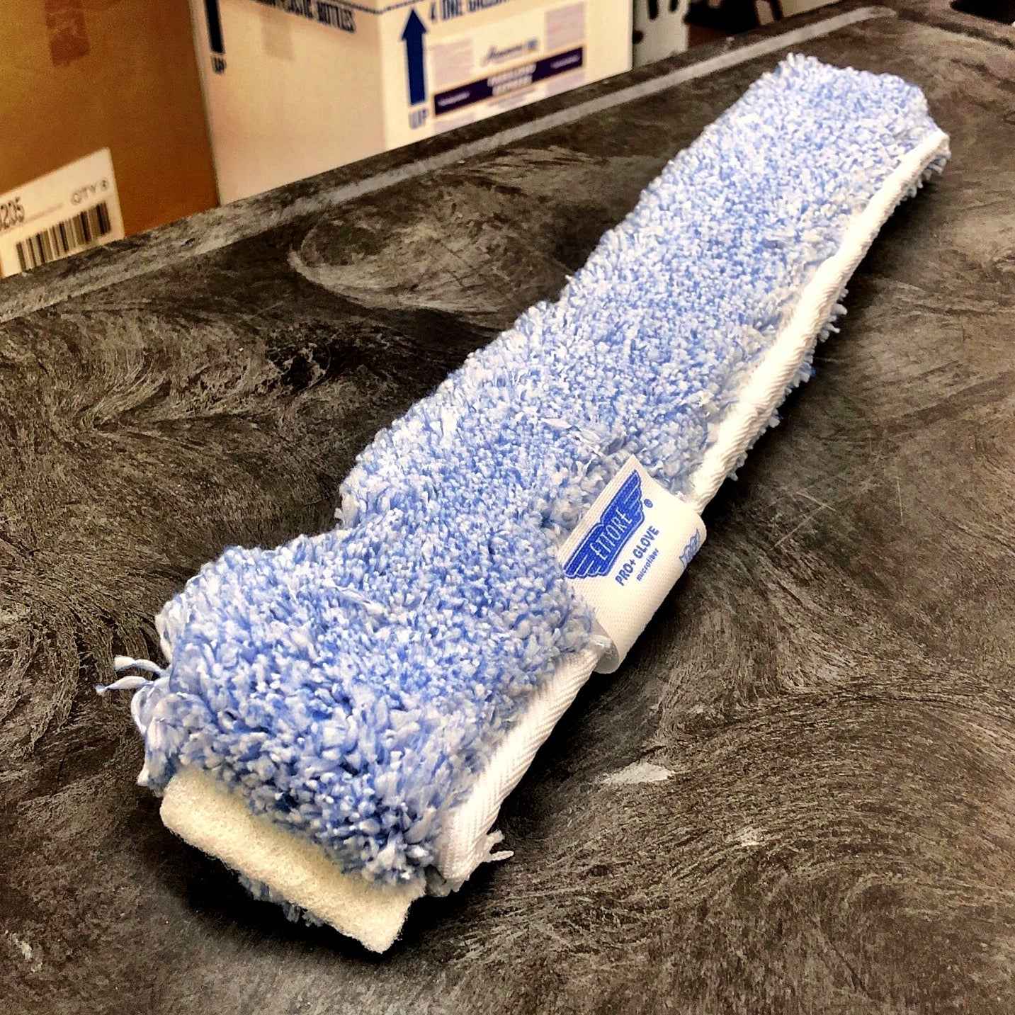 14" MICRO FIBER GLOVE SLEEVE ( BLUE / WHITE ) (ETTORE 52014)