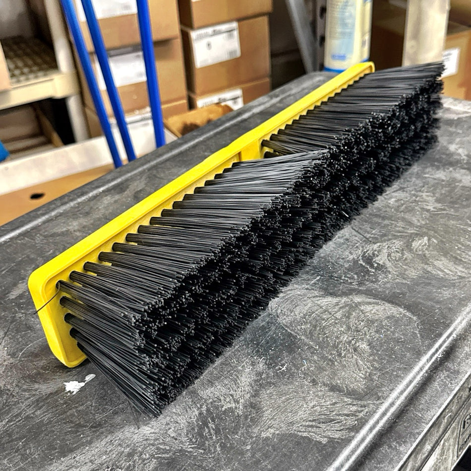 18" COARSE PUSH BROOM HEAD W/ PLASTIC BLOCK