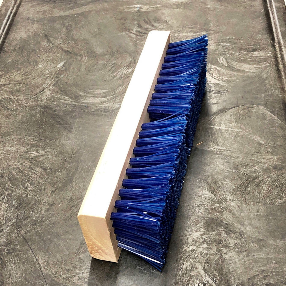 10” DECK SCRUB WITH WOOD BLOCK ( STIFF BLUE )