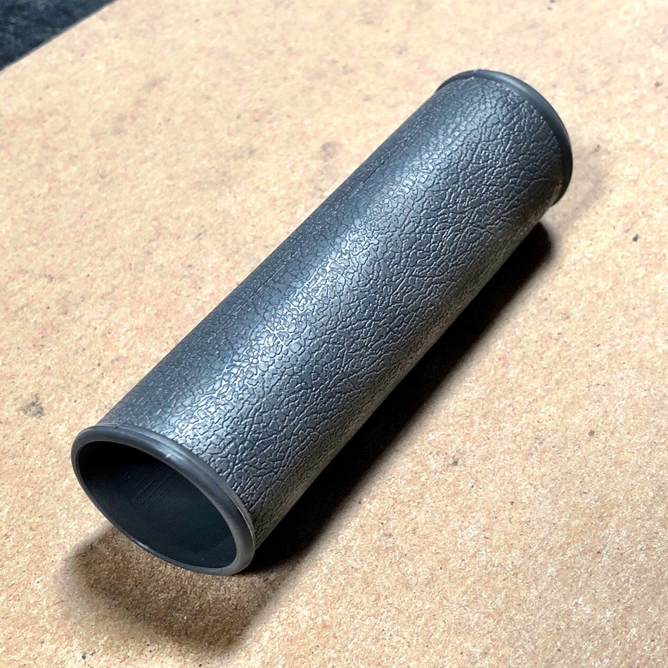 GRAY HANDLE GRIP FOR SANITAIRE VACUUMS