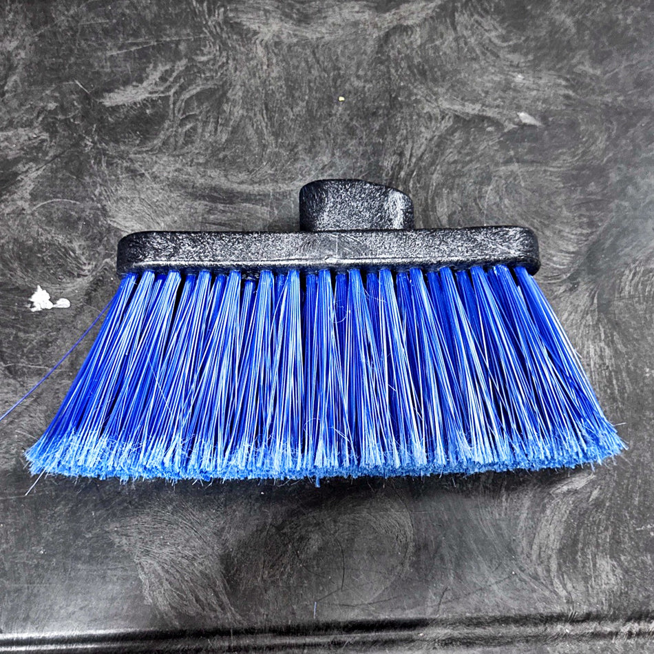 SMALL DUO SWEEP ANGLE BROOM HEAD W/ 4" BRISTLES