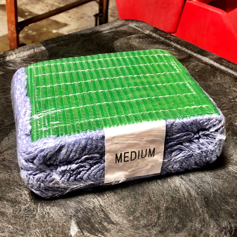 MEDIUM BLUE MOP W/ 5" BAND, LOOPED & BANDED
