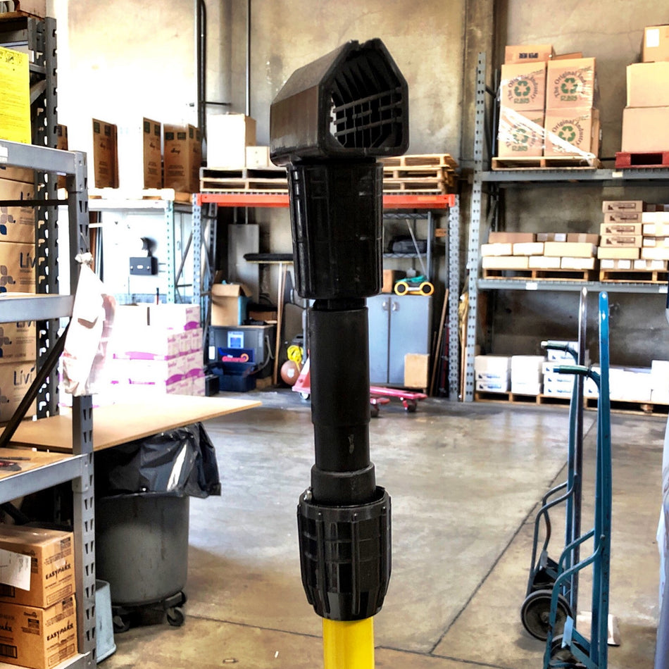60" CLENCHER YELLOW FIBERGLASS MOP HANDLE ( GRIPPER )